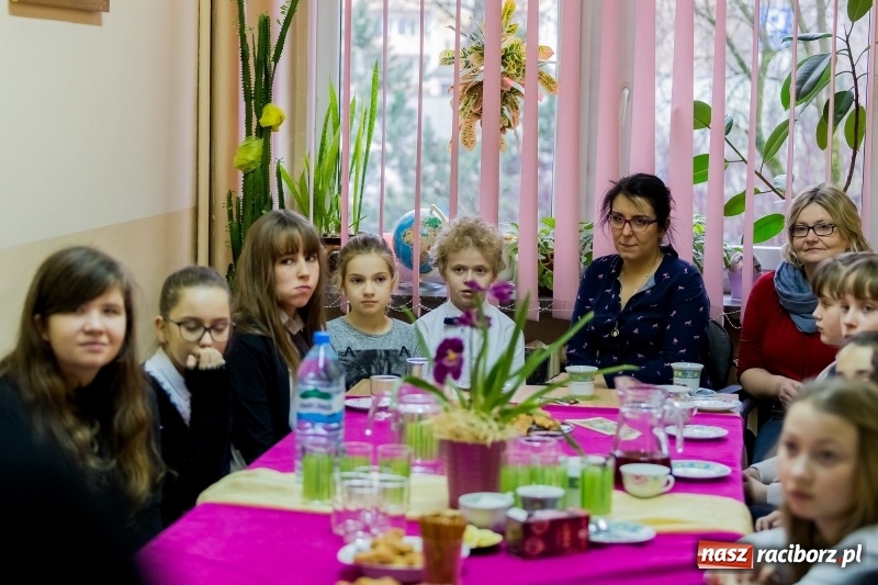 Zdjęcie w galerii na portalu naszraciborz.pl: Rozstrzygnięcie konkursu literackiego w Bibliotece Pedagogicznej w Raciborzu wiadomości z regionu