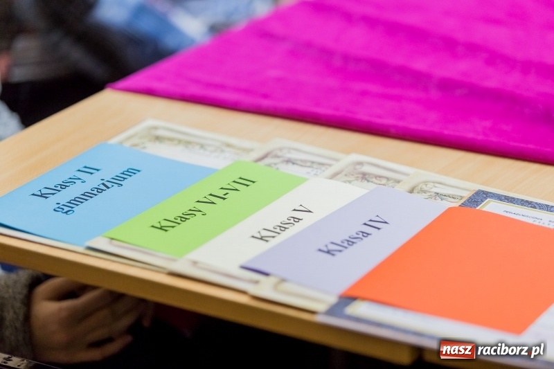 Zdjęcie w galerii na portalu naszraciborz.pl: Rozstrzygnięcie konkursu literackiego w Bibliotece Pedagogicznej w Raciborzu wiadomości z regionu