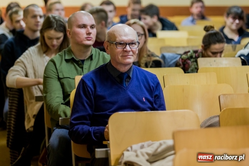 Zdjęcie w galerii na portalu naszraciborz.pl: Naval - były żołnierz Jednostki Wojskowej GROM w PWSZ w Raciborzu wiadomości z regionu
