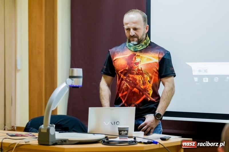 Zdjęcie w galerii na portalu naszraciborz.pl: Naval - były żołnierz Jednostki Wojskowej GROM w PWSZ w Raciborzu wiadomości z regionu