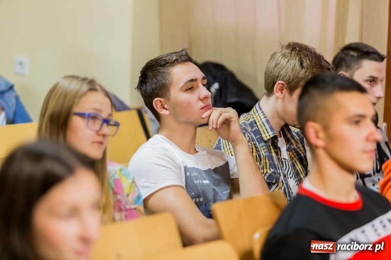 Zdjęcie w galerii na portalu naszraciborz.pl: Naval - były żołnierz Jednostki Wojskowej GROM w PWSZ w Raciborzu wiadomości z regionu