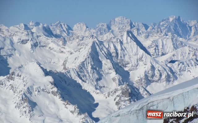 Zdjęcie w galerii na portalu naszraciborz.pl: Patryk Zabrzewski na Elbrusie wiadomości z regionu