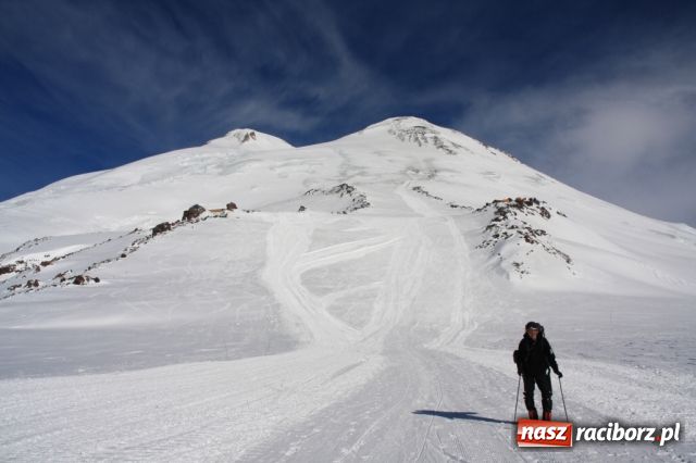 Zdjęcie w galerii na portalu naszraciborz.pl: Patryk Zabrzewski na Elbrusie wiadomości z regionu