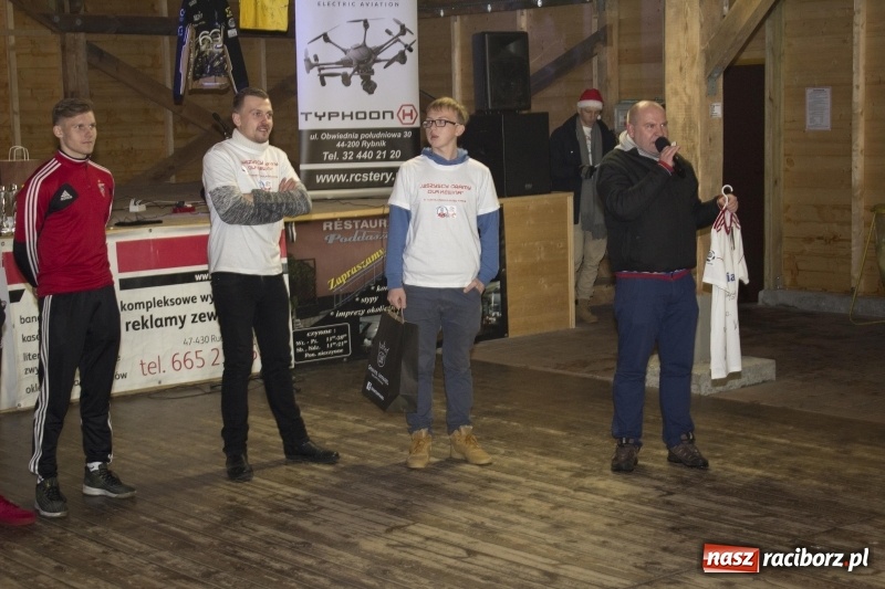 Zdjęcie w galerii na portalu naszraciborz.pl: W Rudach grali dla Kewina wiadomości z regionu