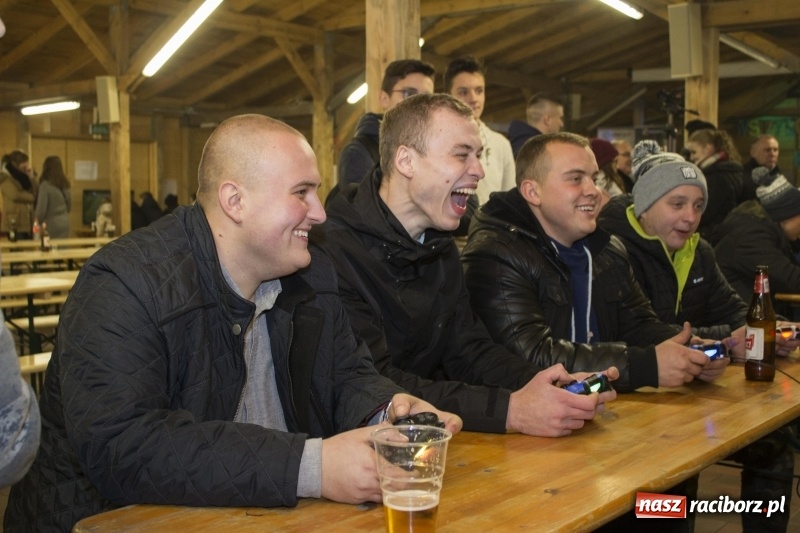 Zdjęcie w galerii na portalu naszraciborz.pl: W Rudach grali dla Kewina wiadomości z regionu