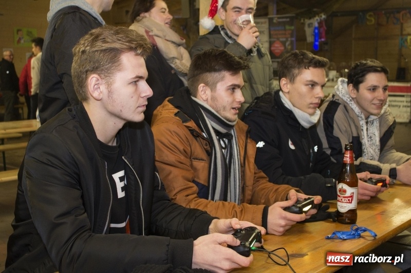 Zdjęcie w galerii na portalu naszraciborz.pl: W Rudach grali dla Kewina wiadomości z regionu