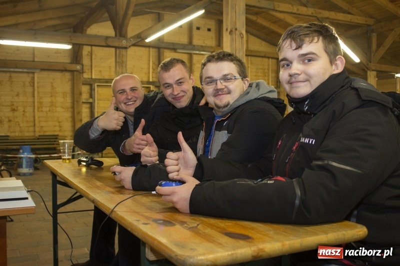 Zdjęcie w galerii na portalu naszraciborz.pl: W Rudach grali dla Kewina wiadomości z regionu