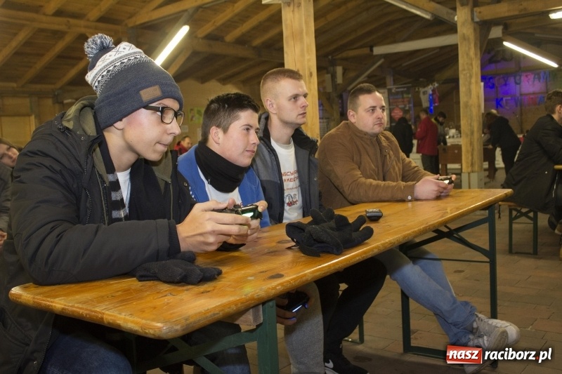 Zdjęcie w galerii na portalu naszraciborz.pl: W Rudach grali dla Kewina wiadomości z regionu