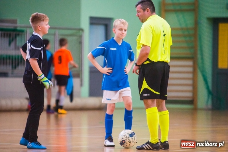 Zdjęcie w galerii na portalu naszraciborz.pl: Raciborska Unia najlepsza w Halowym Turnieju Piłki Nożnej Chłopców U12 wiadomości z regionu