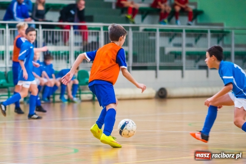 Zdjęcie w galerii na portalu naszraciborz.pl: Raciborska Unia najlepsza w Halowym Turnieju Piłki Nożnej Chłopców U12 wiadomości z regionu