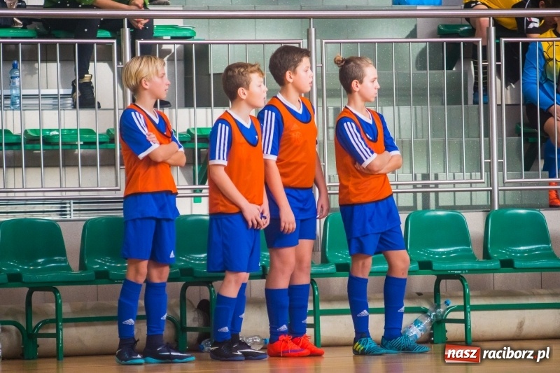 Zdjęcie w galerii na portalu naszraciborz.pl: Raciborska Unia najlepsza w Halowym Turnieju Piłki Nożnej Chłopców U12 wiadomości z regionu