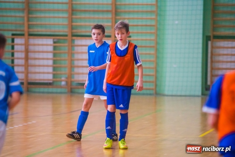 Zdjęcie w galerii na portalu naszraciborz.pl: Raciborska Unia najlepsza w Halowym Turnieju Piłki Nożnej Chłopców U12 wiadomości z regionu