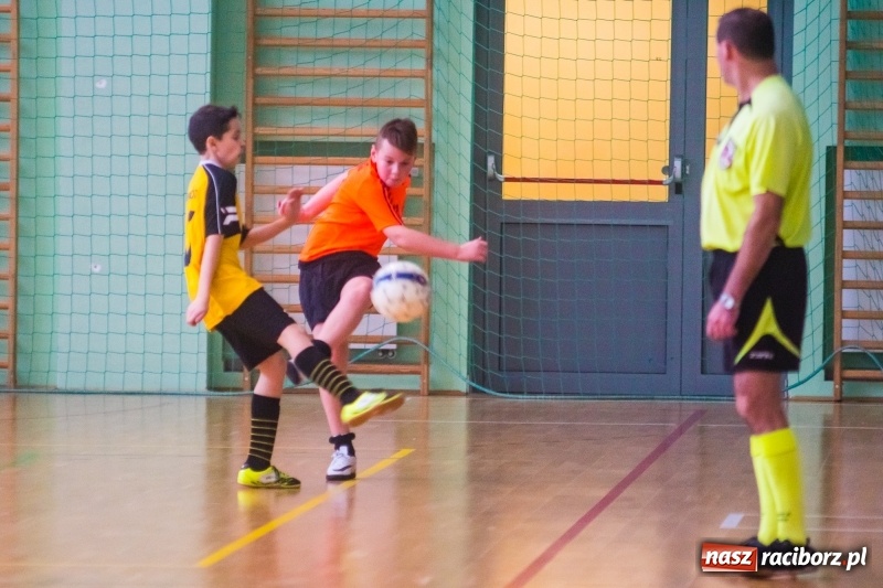 Zdjęcie w galerii na portalu naszraciborz.pl: Raciborska Unia najlepsza w Halowym Turnieju Piłki Nożnej Chłopców U12 wiadomości z regionu