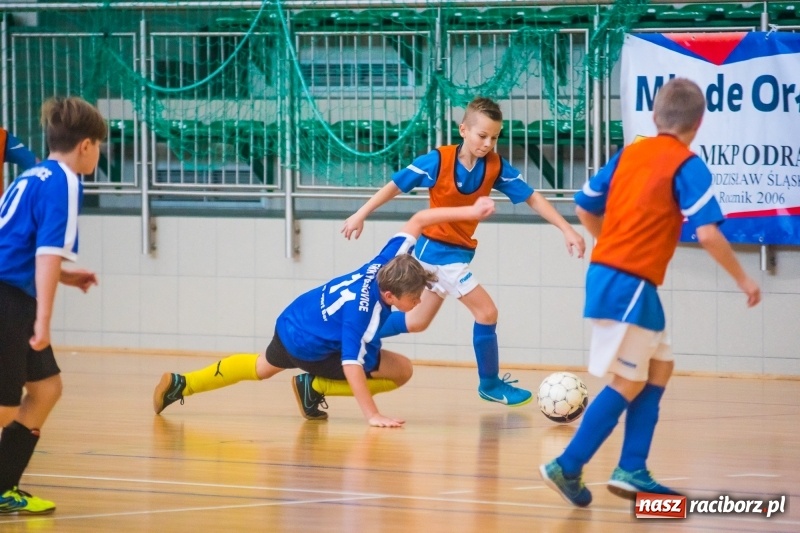 Zdjęcie w galerii na portalu naszraciborz.pl: Raciborska Unia najlepsza w Halowym Turnieju Piłki Nożnej Chłopców U12 wiadomości z regionu