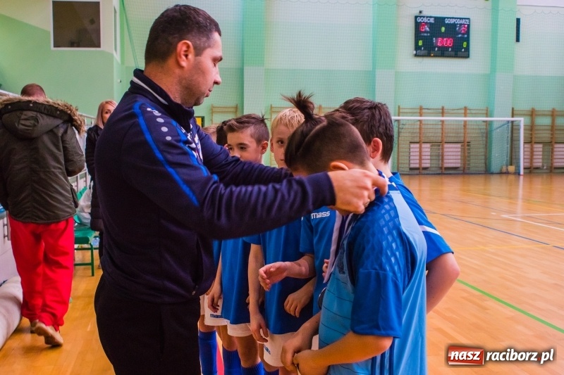 Zdjęcie w galerii na portalu naszraciborz.pl: Raciborska Unia najlepsza w Halowym Turnieju Piłki Nożnej Chłopców U12 wiadomości z regionu