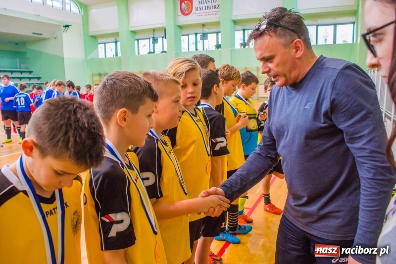 Zdjęcie w galerii na portalu naszraciborz.pl: Raciborska Unia najlepsza w Halowym Turnieju Piłki Nożnej Chłopców U12 wiadomości z regionu