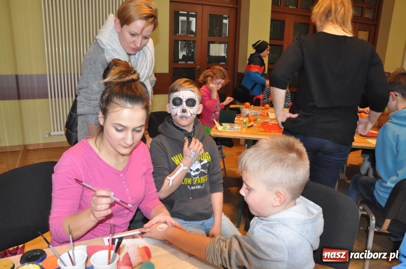 Zdjęcie w galerii na portalu naszraciborz.pl: Mikołajkowe Kino 7D dla dzieci Raciborza i okolic. Posumowanie akcji wiadomości z regionu