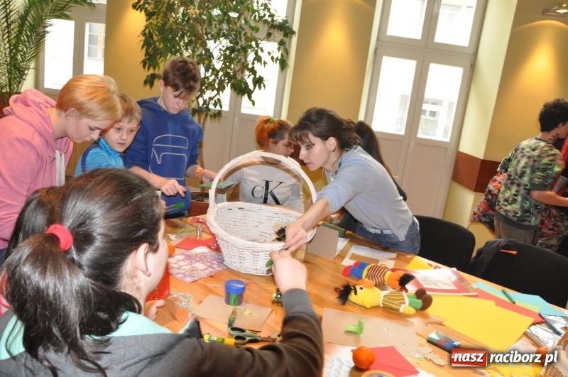 Zdjęcie w galerii na portalu naszraciborz.pl: Mikołajkowe Kino 7D dla dzieci Raciborza i okolic. Posumowanie akcji wiadomości z regionu