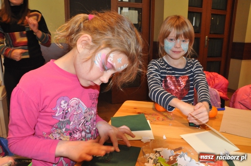 Zdjęcie w galerii na portalu naszraciborz.pl: Mikołajkowe Kino 7D dla dzieci Raciborza i okolic. Posumowanie akcji wiadomości z regionu