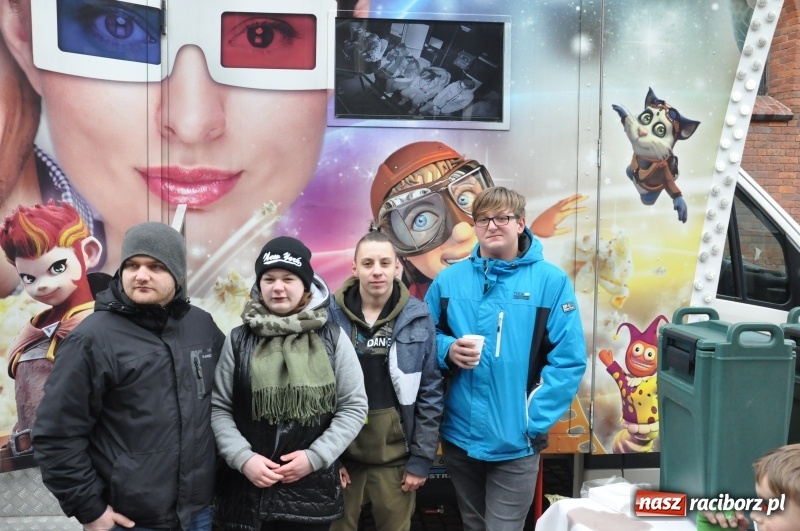 Zdjęcie w galerii na portalu naszraciborz.pl: Mikołajkowe Kino 7D dla dzieci Raciborza i okolic. Posumowanie akcji wiadomości z regionu