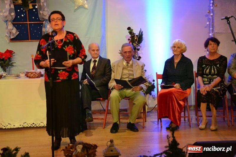 Zdjęcie w galerii na portalu naszraciborz.pl: Pójdźcie za naszą gwiazdą - spotkanie wigilijne na Zamku Piastowskim wiadomości z regionu