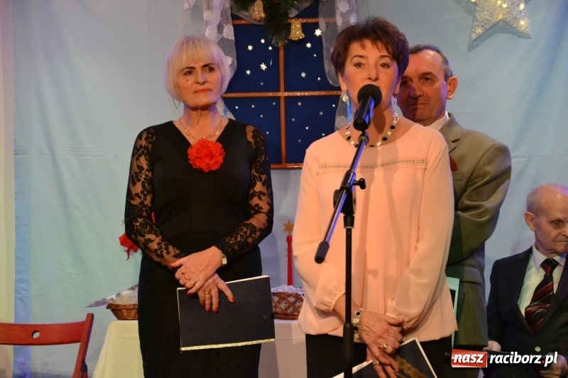 Zdjęcie w galerii na portalu naszraciborz.pl: Pójdźcie za naszą gwiazdą - spotkanie wigilijne na Zamku Piastowskim wiadomości z regionu