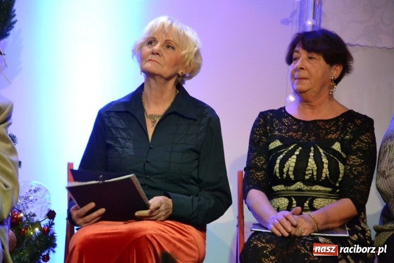 Zdjęcie w galerii na portalu naszraciborz.pl: Pójdźcie za naszą gwiazdą - spotkanie wigilijne na Zamku Piastowskim wiadomości z regionu