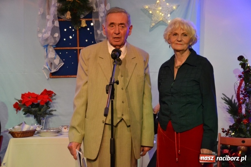 Zdjęcie w galerii na portalu naszraciborz.pl: Pójdźcie za naszą gwiazdą - spotkanie wigilijne na Zamku Piastowskim wiadomości z regionu