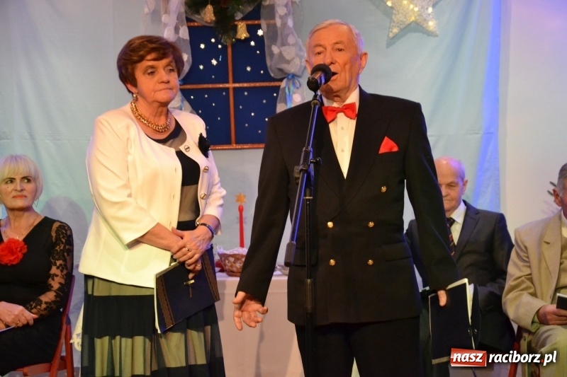 Zdjęcie w galerii na portalu naszraciborz.pl: Pójdźcie za naszą gwiazdą - spotkanie wigilijne na Zamku Piastowskim wiadomości z regionu
