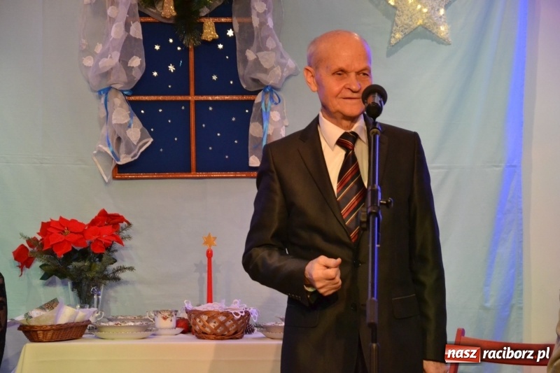 Zdjęcie w galerii na portalu naszraciborz.pl: Pójdźcie za naszą gwiazdą - spotkanie wigilijne na Zamku Piastowskim wiadomości z regionu