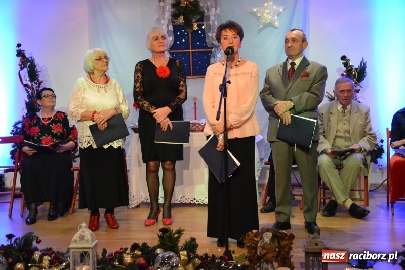 Zdjęcie w galerii na portalu naszraciborz.pl: Pójdźcie za naszą gwiazdą - spotkanie wigilijne na Zamku Piastowskim wiadomości z regionu