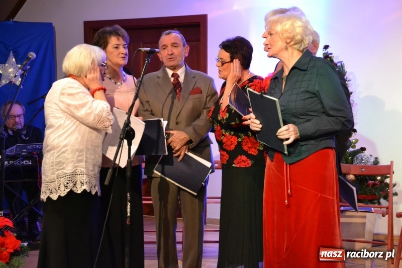 Zdjęcie w galerii na portalu naszraciborz.pl: Pójdźcie za naszą gwiazdą - spotkanie wigilijne na Zamku Piastowskim wiadomości z regionu