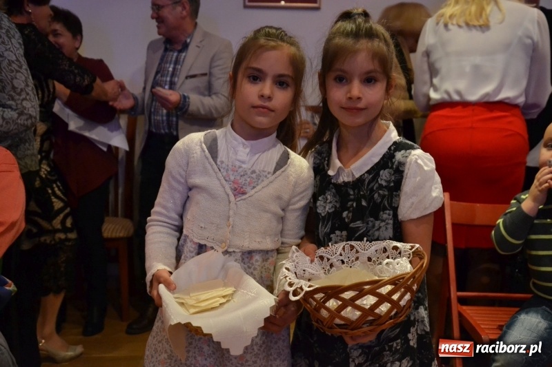 Zdjęcie w galerii na portalu naszraciborz.pl: Pójdźcie za naszą gwiazdą - spotkanie wigilijne na Zamku Piastowskim wiadomości z regionu