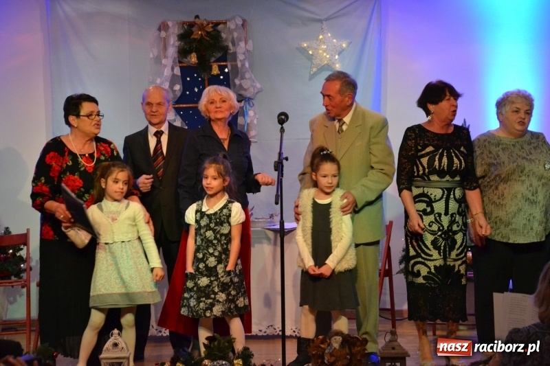 Zdjęcie w galerii na portalu naszraciborz.pl: Pójdźcie za naszą gwiazdą - spotkanie wigilijne na Zamku Piastowskim wiadomości z regionu