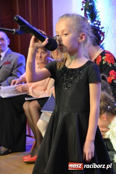 Zdjęcie w galerii na portalu naszraciborz.pl: Pójdźcie za naszą gwiazdą - spotkanie wigilijne na Zamku Piastowskim wiadomości z regionu