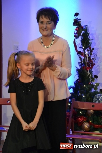 Zdjęcie w galerii na portalu naszraciborz.pl: Pójdźcie za naszą gwiazdą - spotkanie wigilijne na Zamku Piastowskim wiadomości z regionu