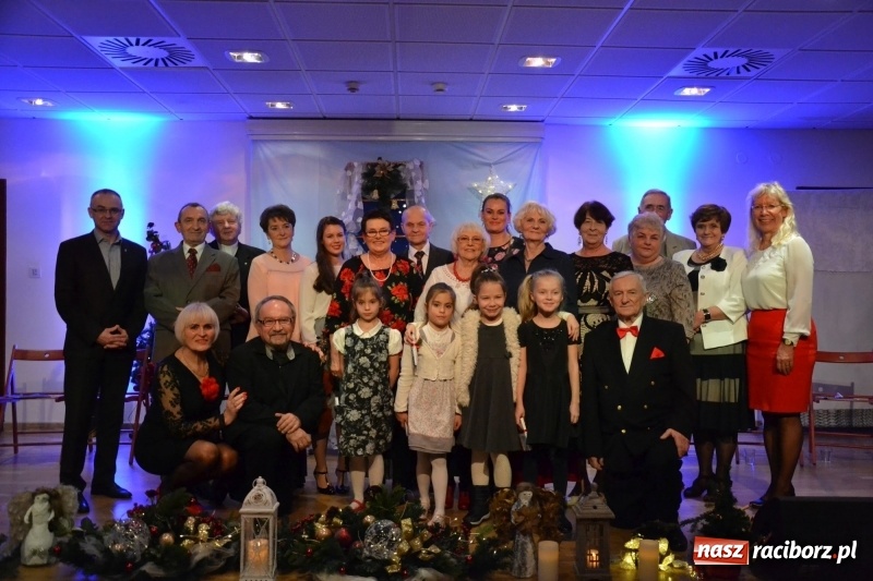 Zdjęcie w galerii na portalu naszraciborz.pl: Pójdźcie za naszą gwiazdą - spotkanie wigilijne na Zamku Piastowskim wiadomości z regionu