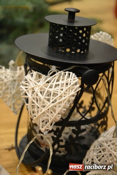 Zdjęcie w galerii na portalu naszraciborz.pl: Pójdźcie za naszą gwiazdą - spotkanie wigilijne na Zamku Piastowskim wiadomości z regionu