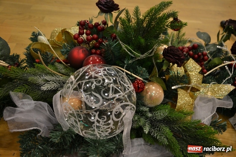 Zdjęcie w galerii na portalu naszraciborz.pl: Pójdźcie za naszą gwiazdą - spotkanie wigilijne na Zamku Piastowskim wiadomości z regionu