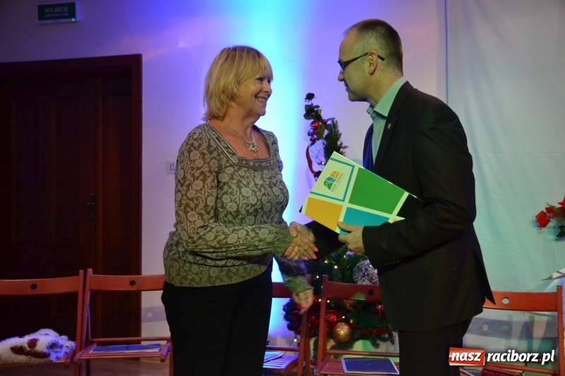 Zdjęcie w galerii na portalu naszraciborz.pl: Pójdźcie za naszą gwiazdą - spotkanie wigilijne na Zamku Piastowskim wiadomości z regionu