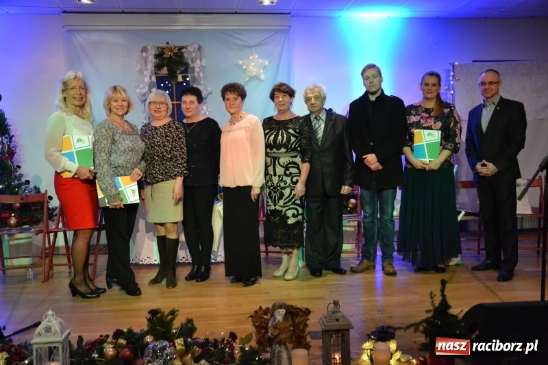 Zdjęcie w galerii na portalu naszraciborz.pl: Pójdźcie za naszą gwiazdą - spotkanie wigilijne na Zamku Piastowskim wiadomości z regionu