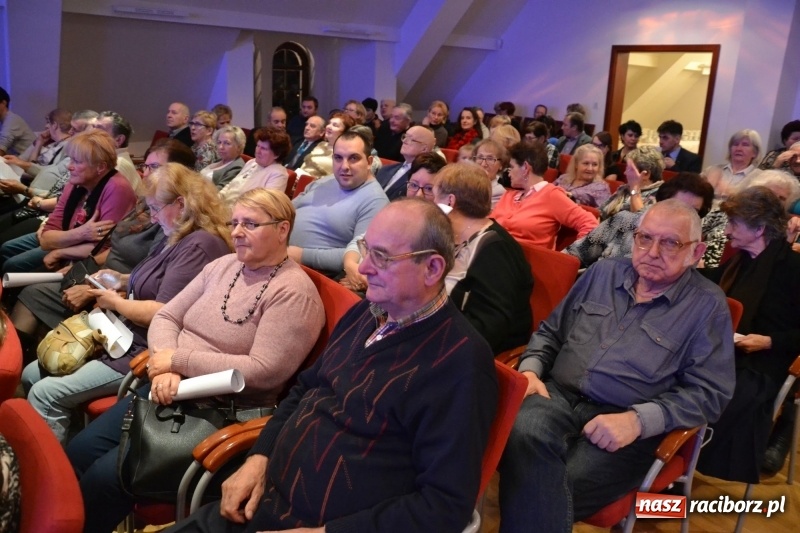 Zdjęcie w galerii na portalu naszraciborz.pl: Pójdźcie za naszą gwiazdą - spotkanie wigilijne na Zamku Piastowskim wiadomości z regionu