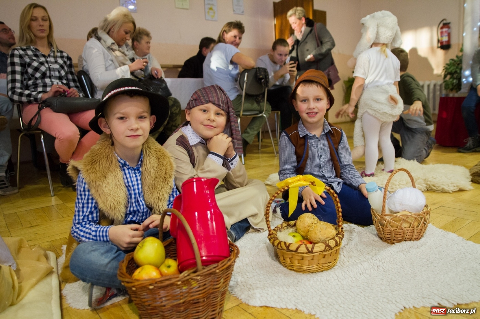 Zdjęcie w galerii na portalu naszraciborz.pl: Bojanowskie jasełka przy pełnej widowni  wiadomości z regionu