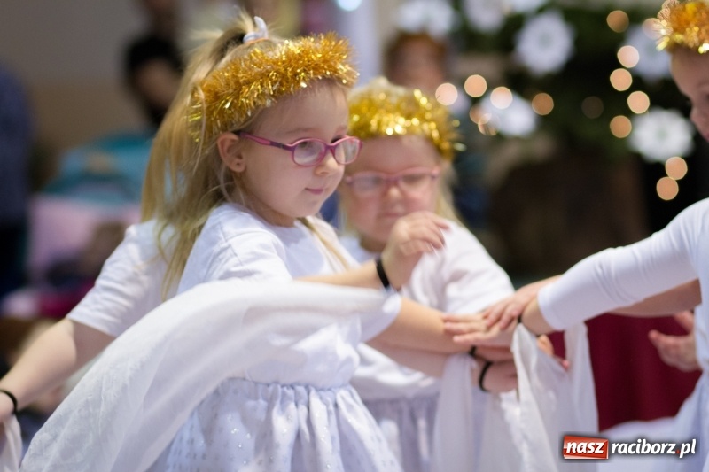 Zdjęcie w galerii na portalu naszraciborz.pl: Bojanowskie jasełka przy pełnej widowni  wiadomości z regionu