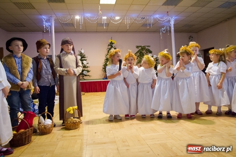 Zdjęcie w galerii na portalu naszraciborz.pl: Bojanowskie jasełka przy pełnej widowni  wiadomości z regionu