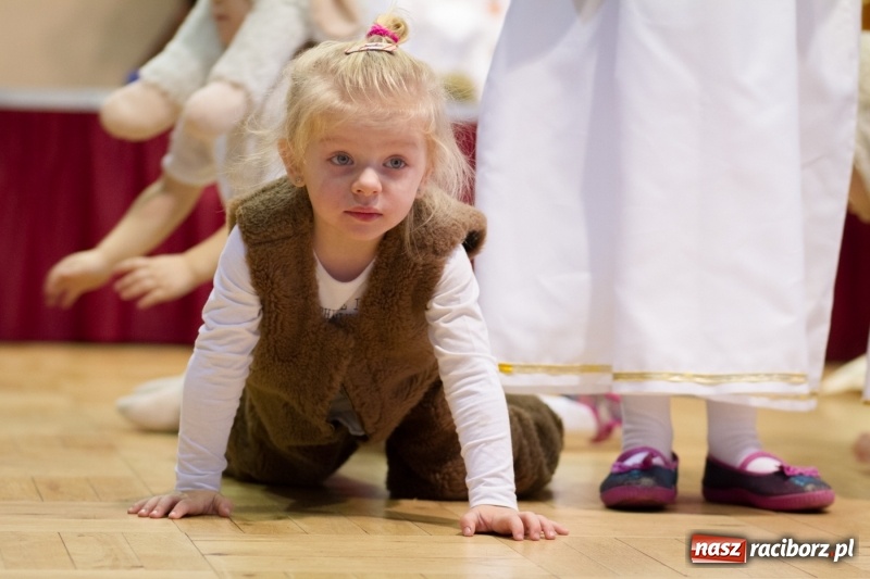 Zdjęcie w galerii na portalu naszraciborz.pl: Bojanowskie jasełka przy pełnej widowni  wiadomości z regionu