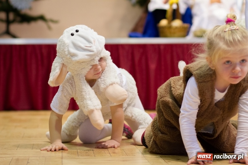 Zdjęcie w galerii na portalu naszraciborz.pl: Bojanowskie jasełka przy pełnej widowni  wiadomości z regionu