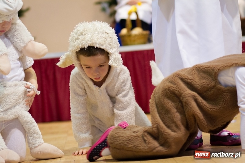 Zdjęcie w galerii na portalu naszraciborz.pl: Bojanowskie jasełka przy pełnej widowni  wiadomości z regionu