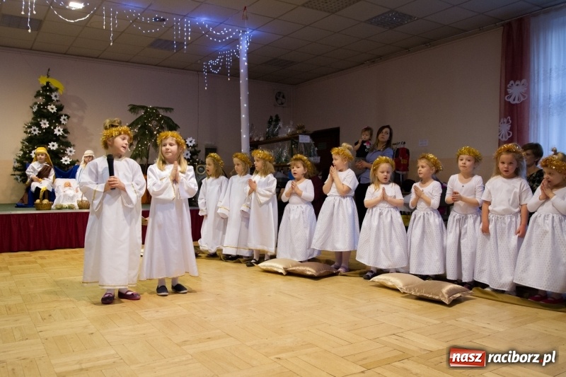 Zdjęcie w galerii na portalu naszraciborz.pl: Bojanowskie jasełka przy pełnej widowni  wiadomości z regionu