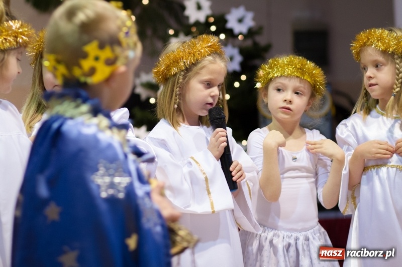 Zdjęcie w galerii na portalu naszraciborz.pl: Bojanowskie jasełka przy pełnej widowni  wiadomości z regionu